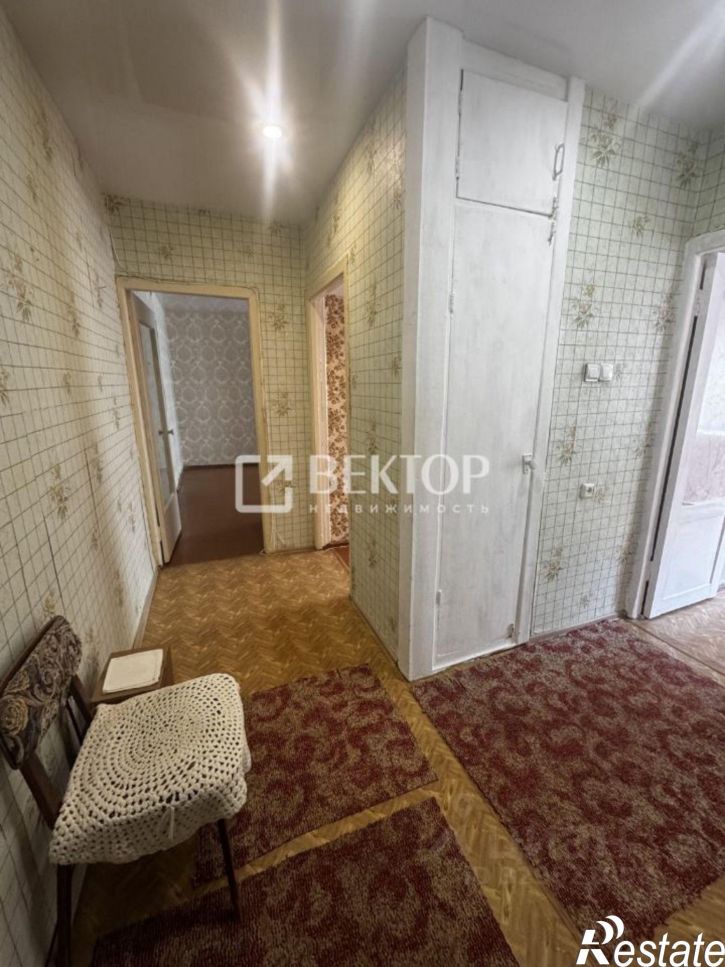 3-комн квартира улица Голубкова, 8,  д. 8