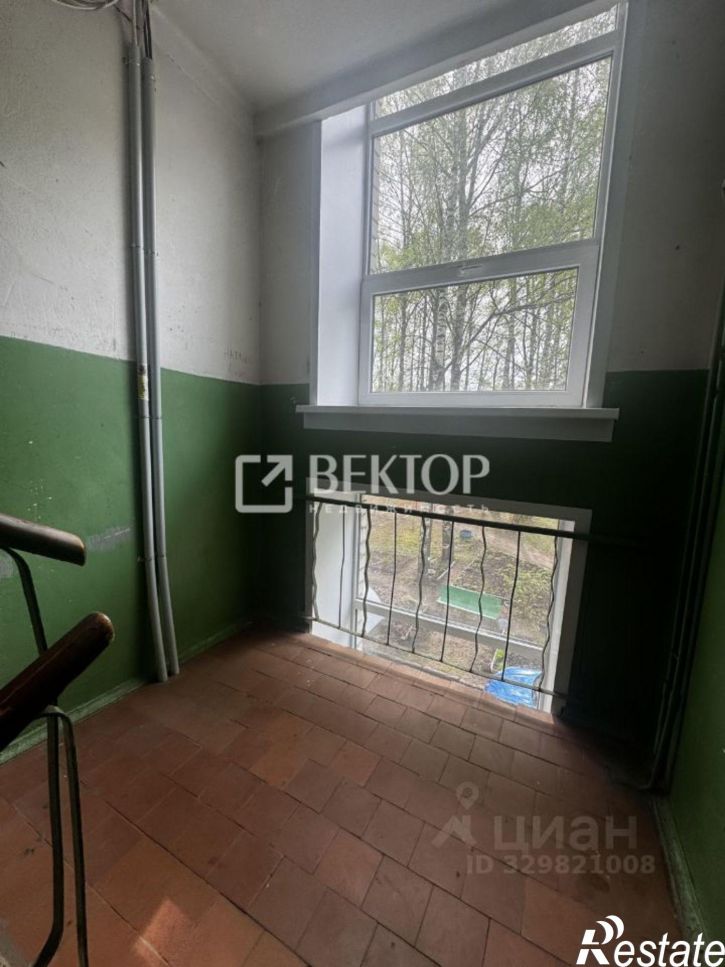 3-комн квартира улица Голубкова, 8,  д. 8