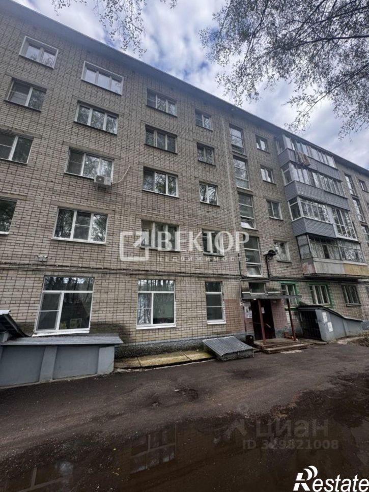 3-комн квартира улица Голубкова, 8,  д. 8