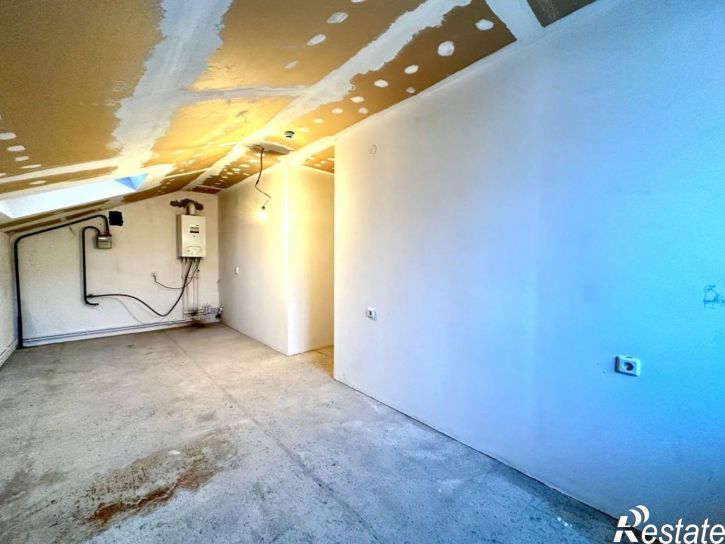 3-комн квартира Задорина ул, 45