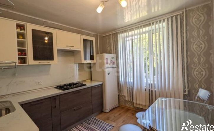 2-комн квартира Полянская улица, 37,  д. 37