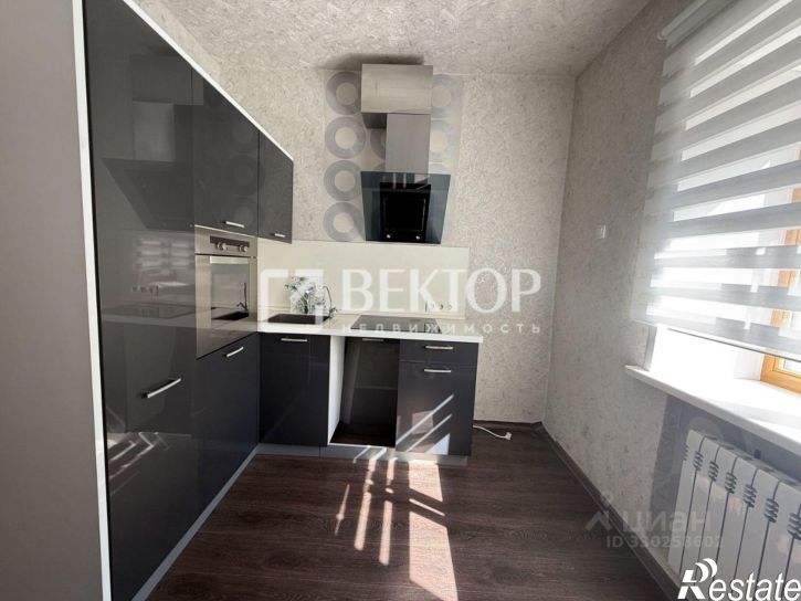 2-комн квартира ул Березовая роща, 8А,  д. 8А
