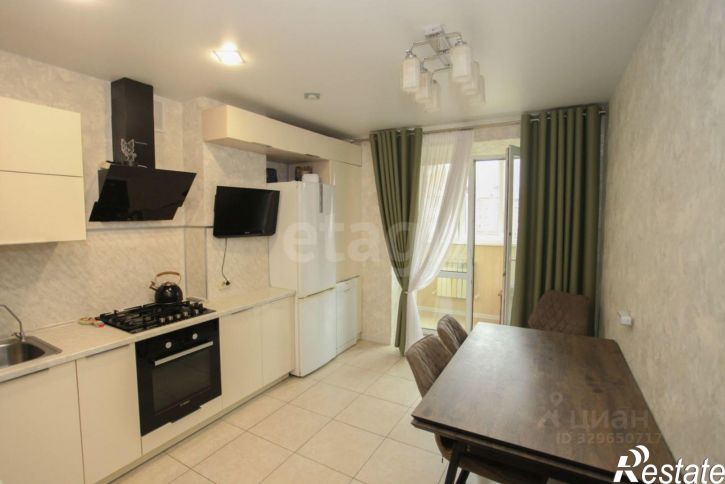 3-комн квартира Жужелинская улица, 30,  д. 30