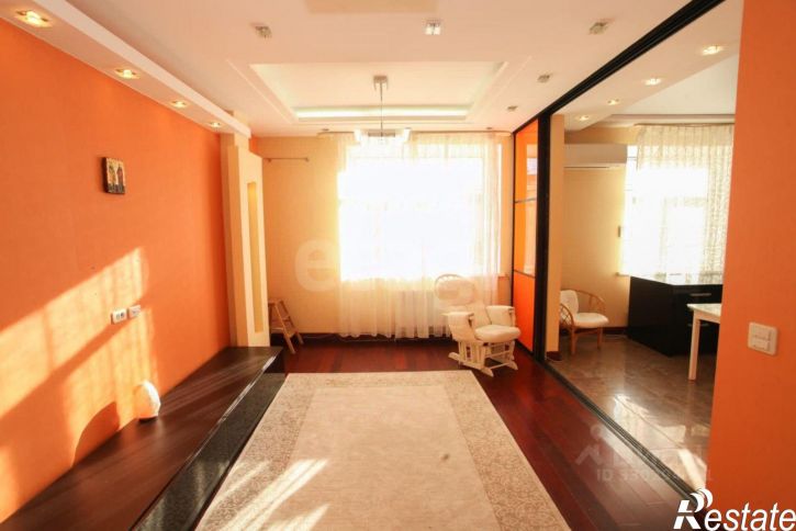 4-комн квартира Хвойная улица, 38,  д. 38