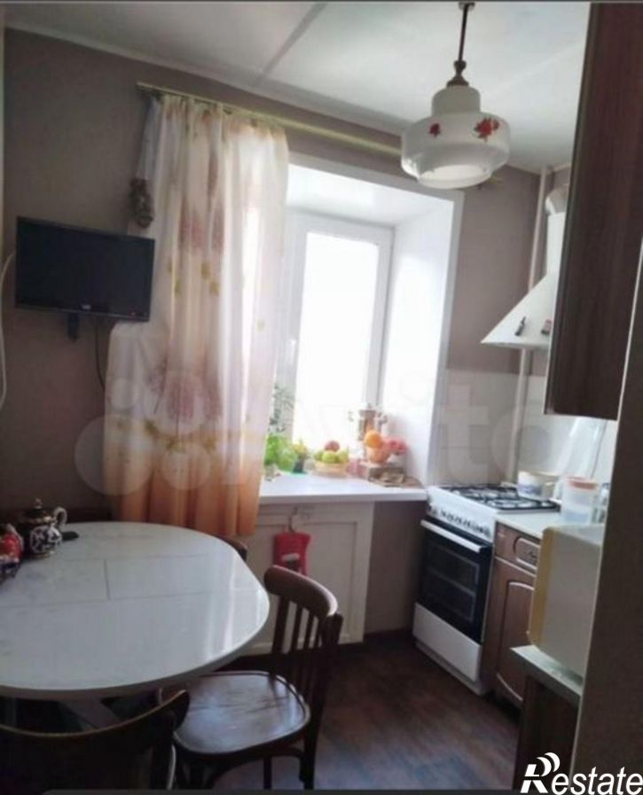 3-комн квартира Голубкова ул, 16