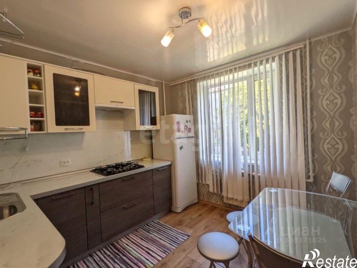 2-комн квартира Полянская улица, 37,  д. 37