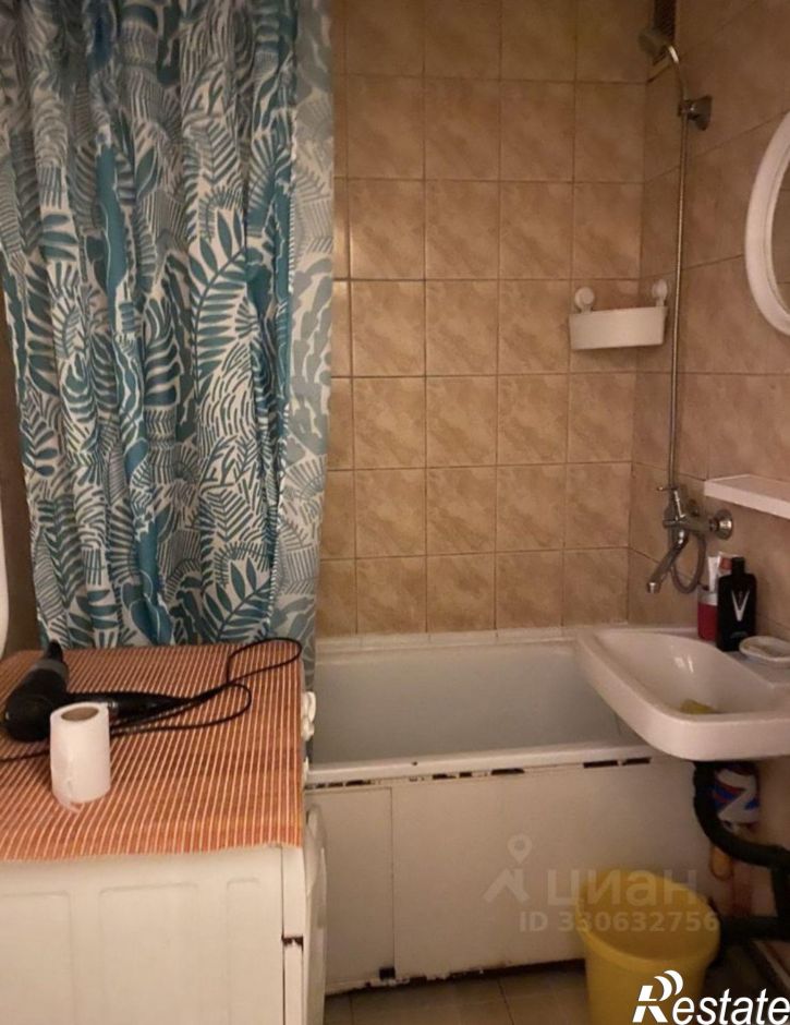 2-комн квартира ул Титова, 20,  д. 20