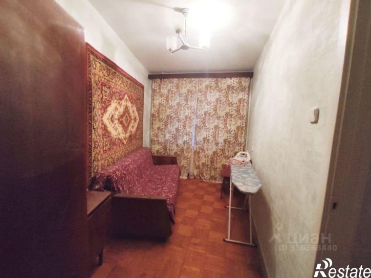 4-комн квартира улица Задорина, 8,  д. 8