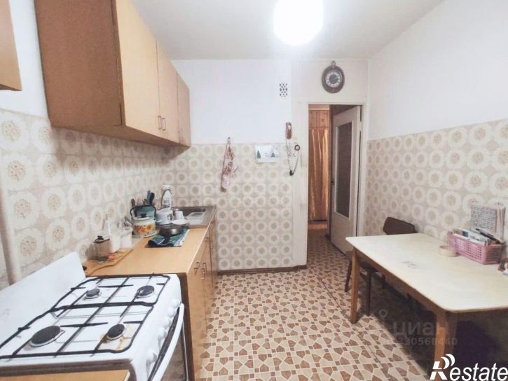 4-комн квартира улица Задорина, 8,  д. 8