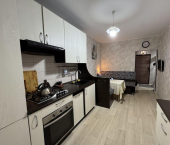 3-комн, 90.9кв м, этаж 1/5 Сутырина ул, 26а