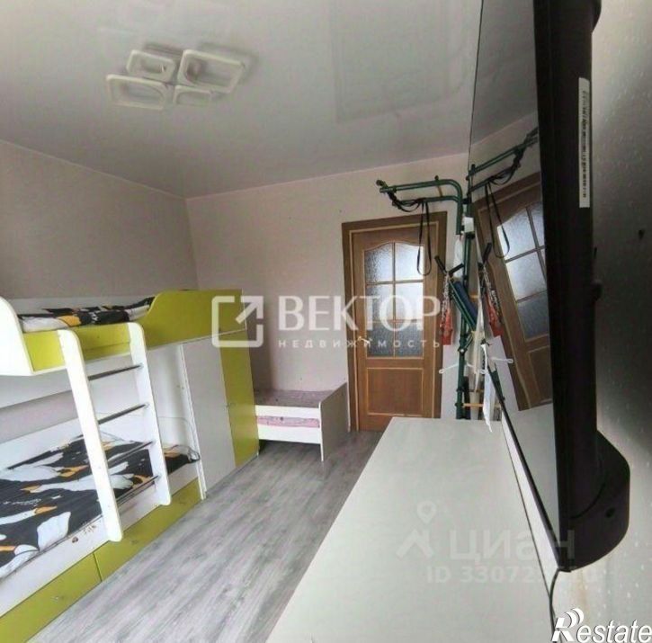 3-комн квартира улица Козуева, 84,  д. 84