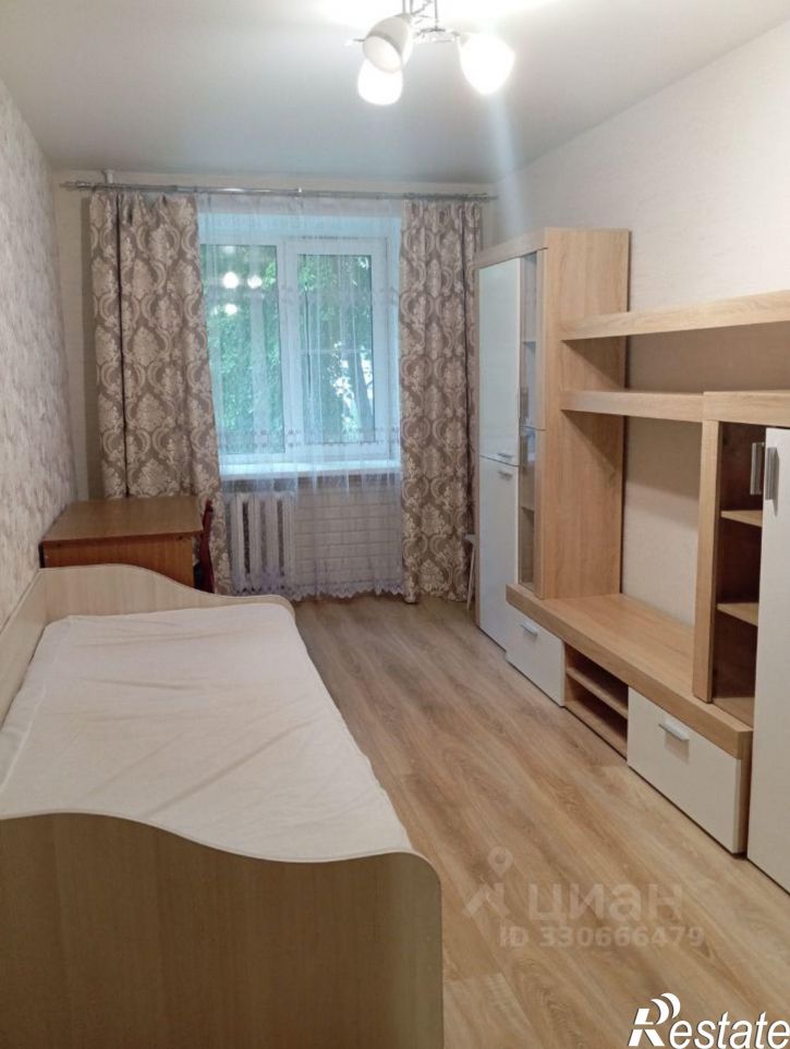 2-комн квартира Старокараваевская улица, 1,  д. 1