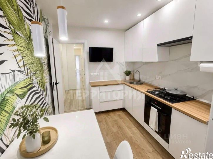 4-комн квартира мкр Паново, 17,  д. 17