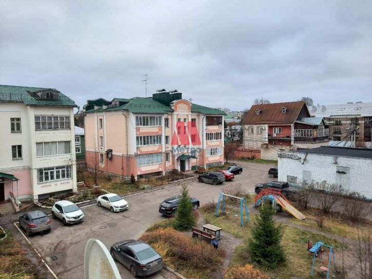 3-комн квартира Смоленская улица, д.6б