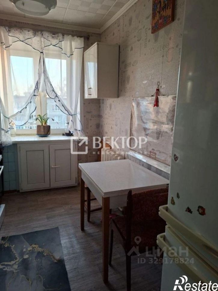 3-комн квартира улица Стопани, 31,  д. 31