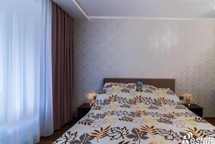 3-комн квартира улица Войкова, 25 к2,  д. 25 к2