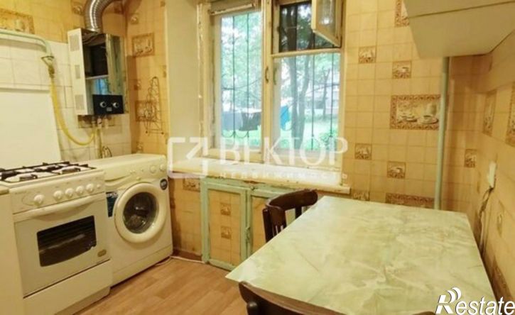 2-комн квартира мкр Черноречье, 3,  д. 3