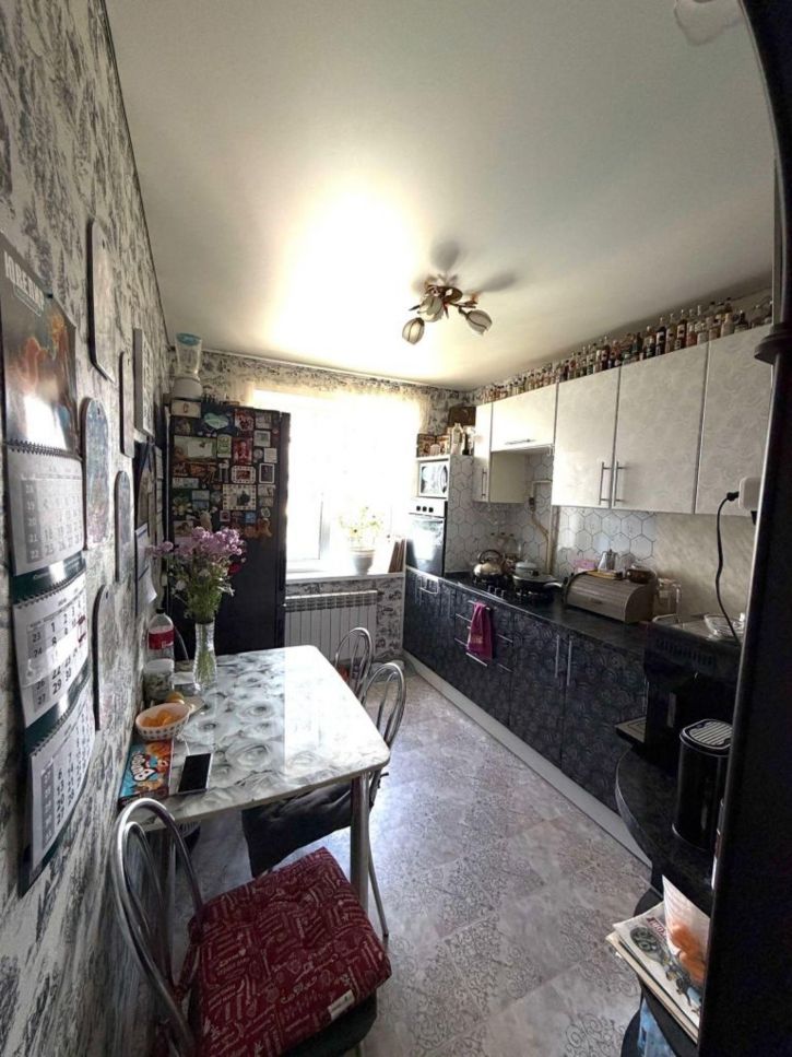 4-комн квартира Задорина ул, 8
