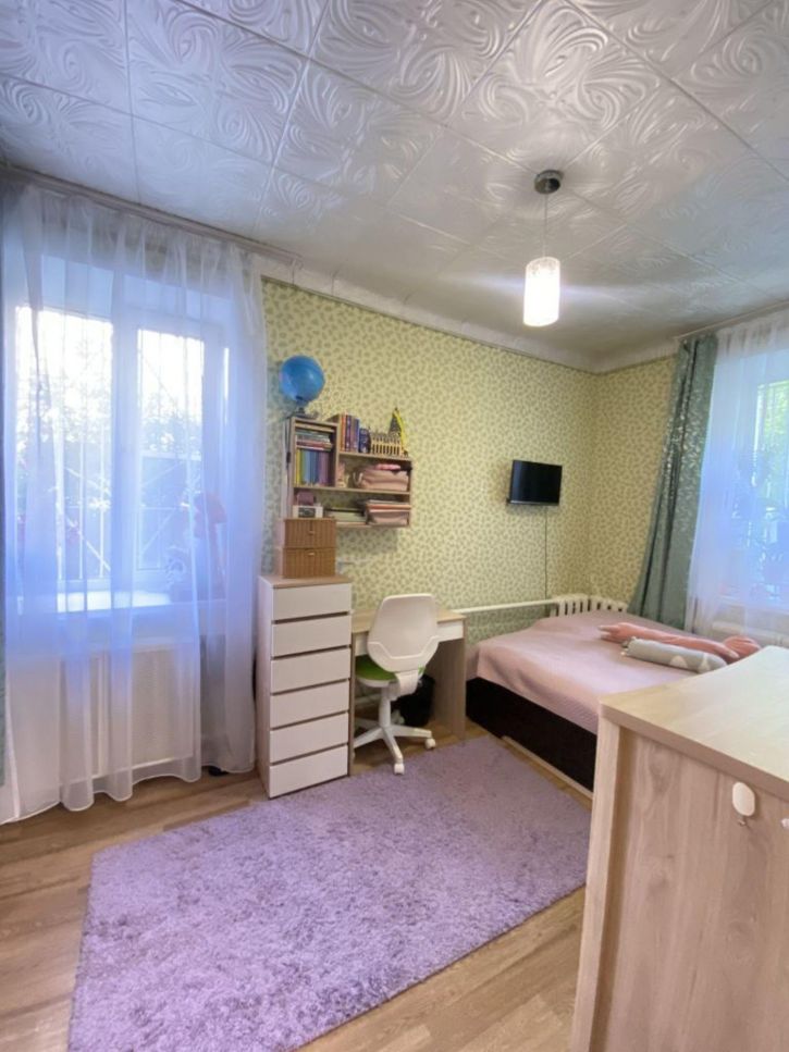 2-комн квартира Машиностроителей ул, 10