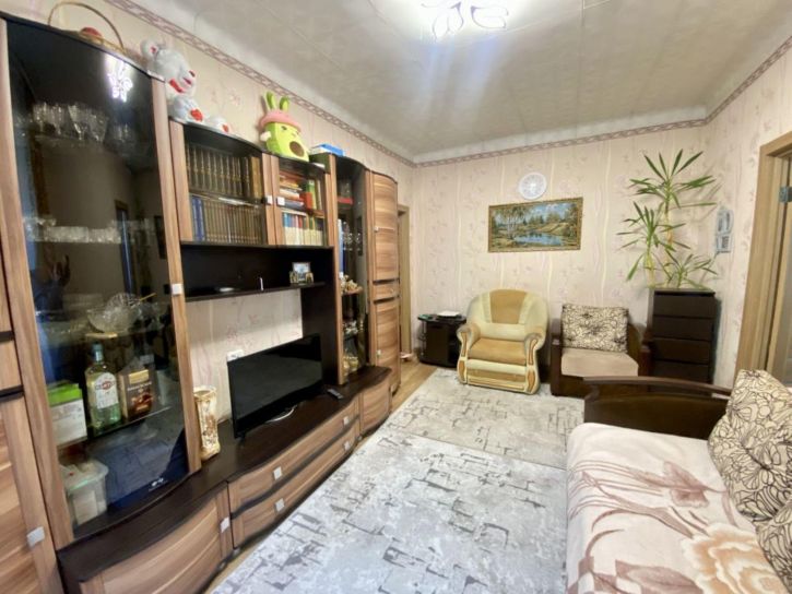 2-комн квартира Машиностроителей ул, 10