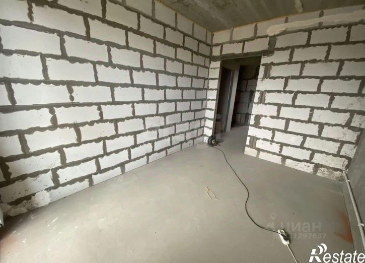 2-комн квартира улица Художников Шуваловых, 1,  д. 1