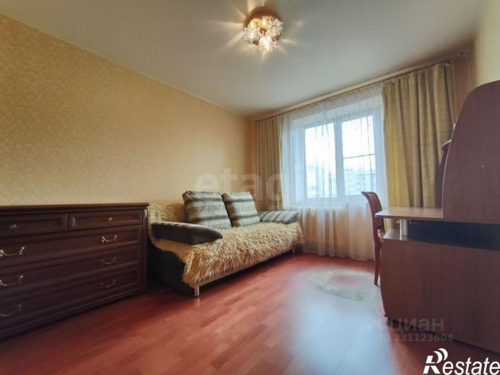 2-комн квартира улица 8 Марта, 54,  д. 54
