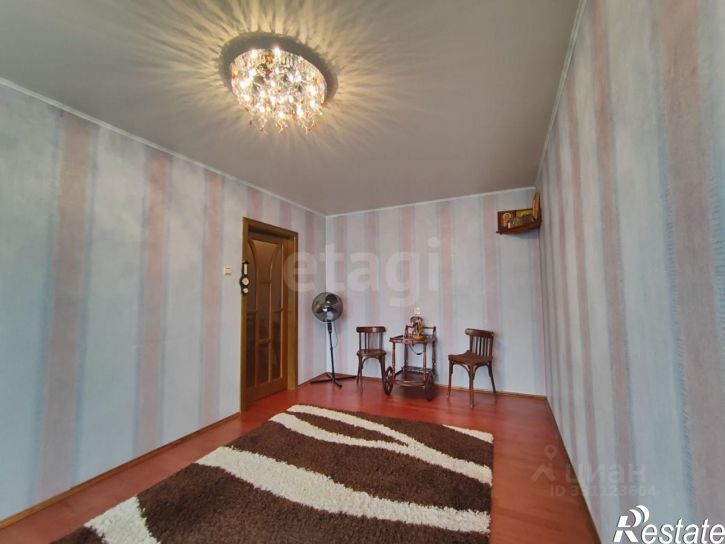 2-комн квартира улица 8 Марта, 54,  д. 54