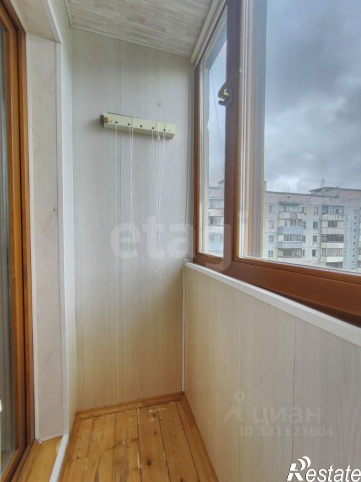 2-комн квартира улица 8 Марта, 54,  д. 54
