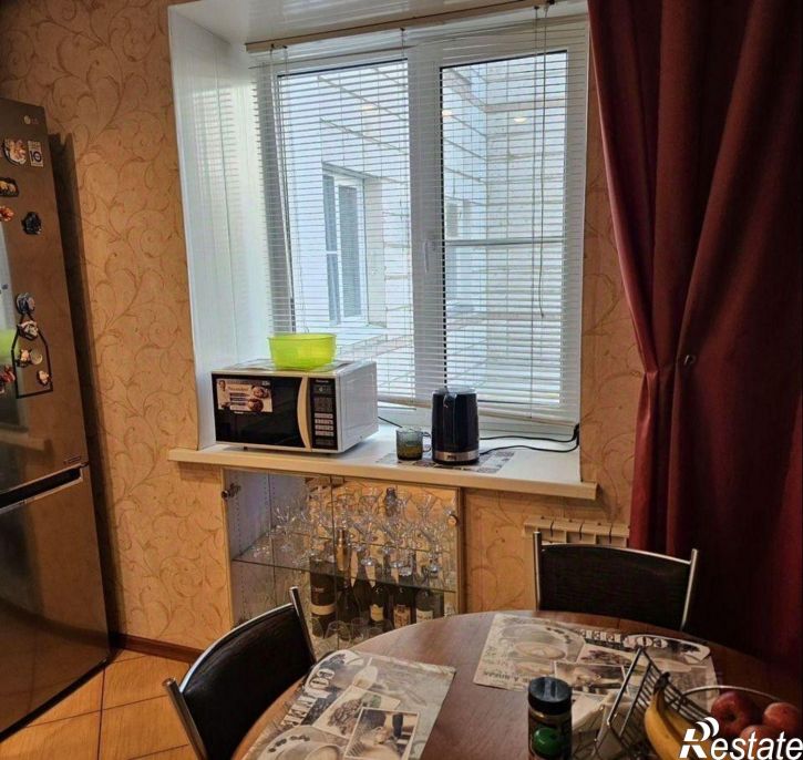 3-комн квартира Рабочий пр-кт, 48,  д. 48