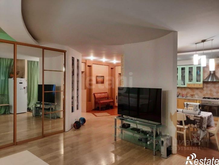 4-комн квартира ул Шагова, 38а,  д. 38а