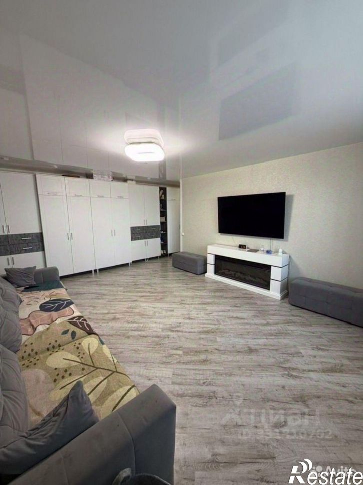 3-комн квартира ул 8 Марта, 54,  д. 54