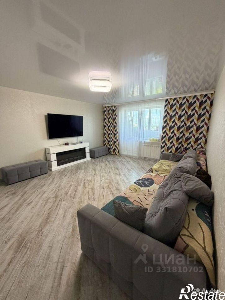3-комн квартира ул 8 Марта, 54,  д. 54