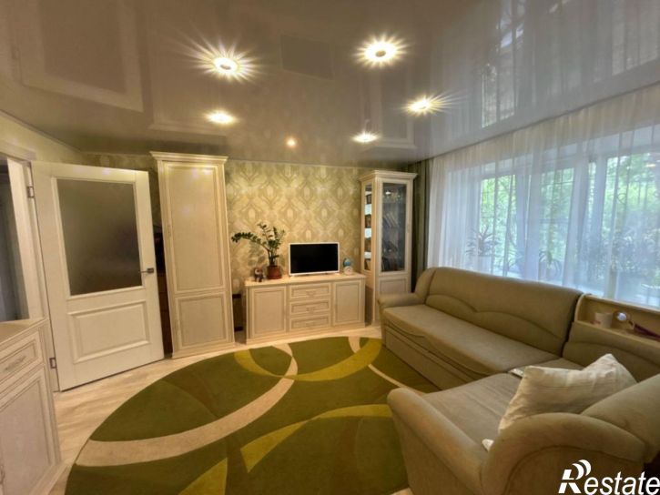 2-комн квартира Солоница ул, 7