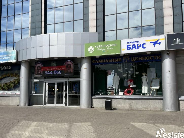 Торговое помещение Октябрьская пл, 1