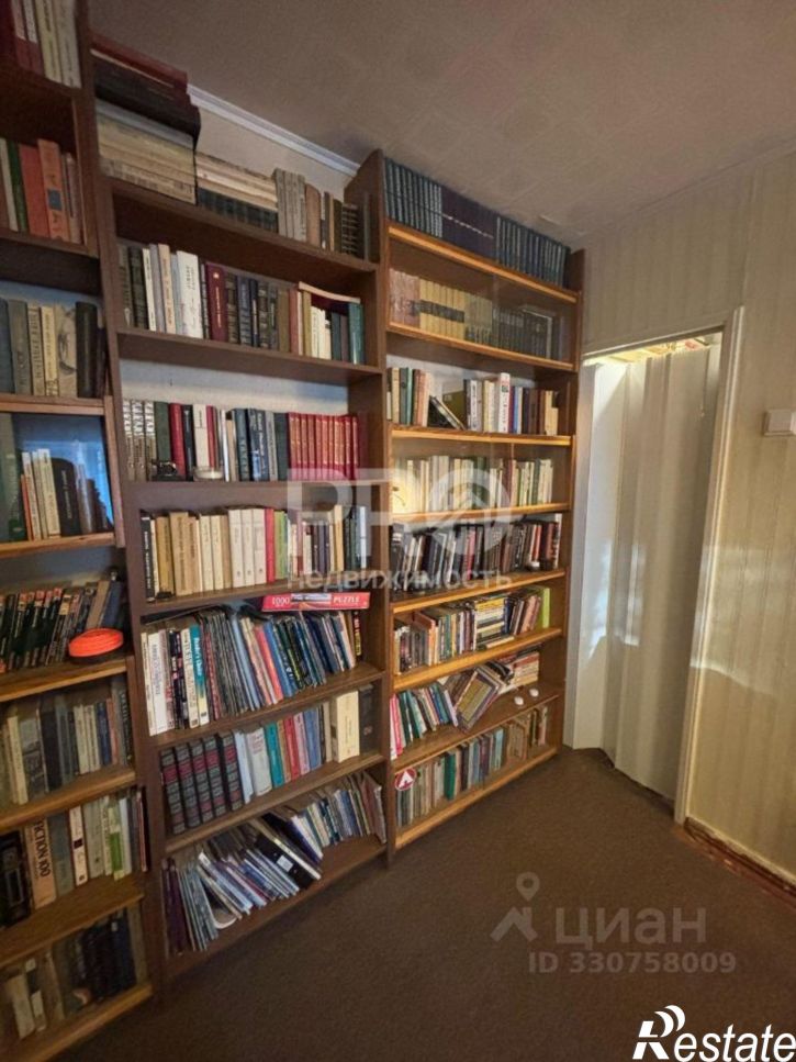 2-комн квартира ул Титова, 20,  д. 20