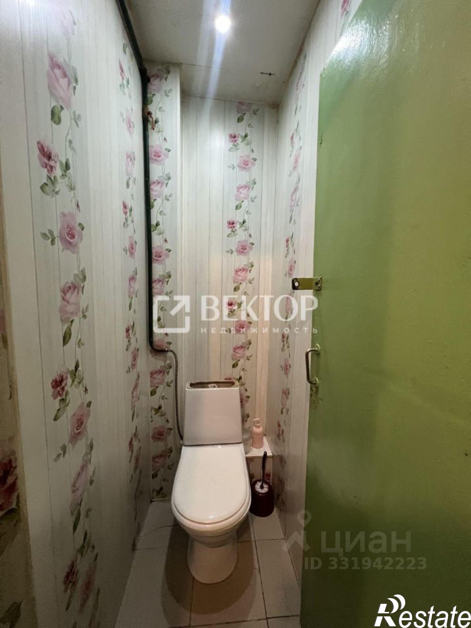 Купить комнату за 720 000 рублей на ул Димитрова, 18