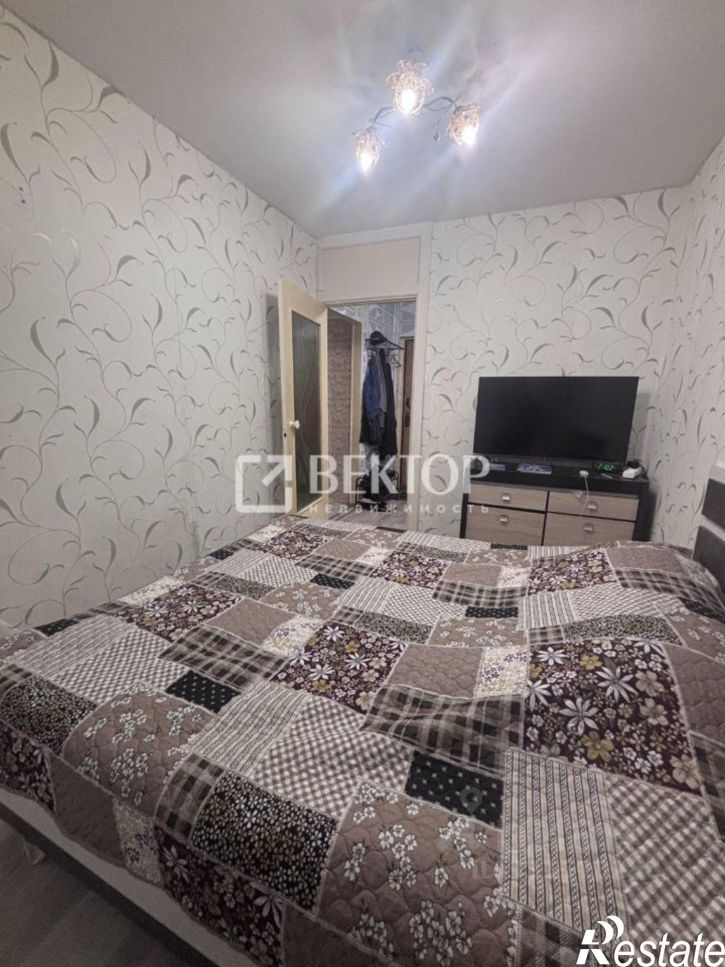 2-комн квартира ул Сутырина, 21,  д. 21