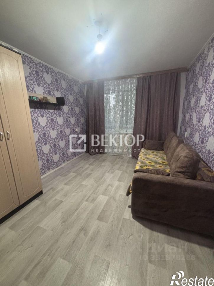 2-комн квартира ул Сутырина, 21,  д. 21