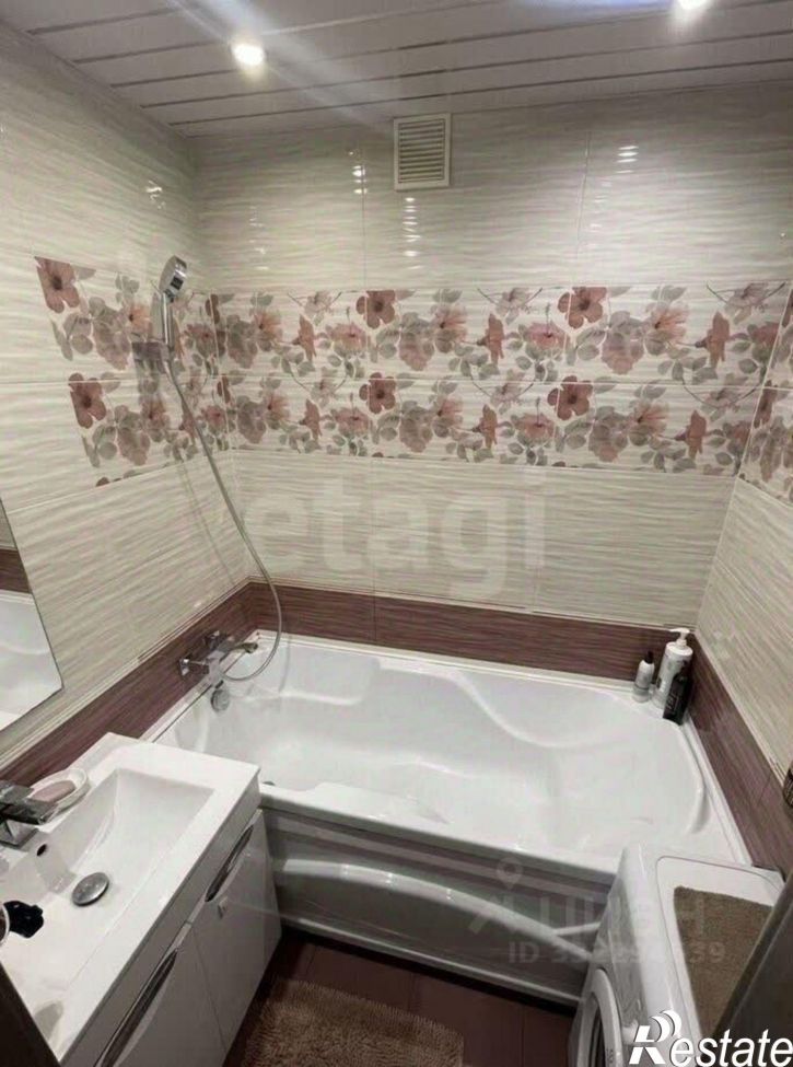 3-комн квартира ул Скворцова, 4а,  д. 4а