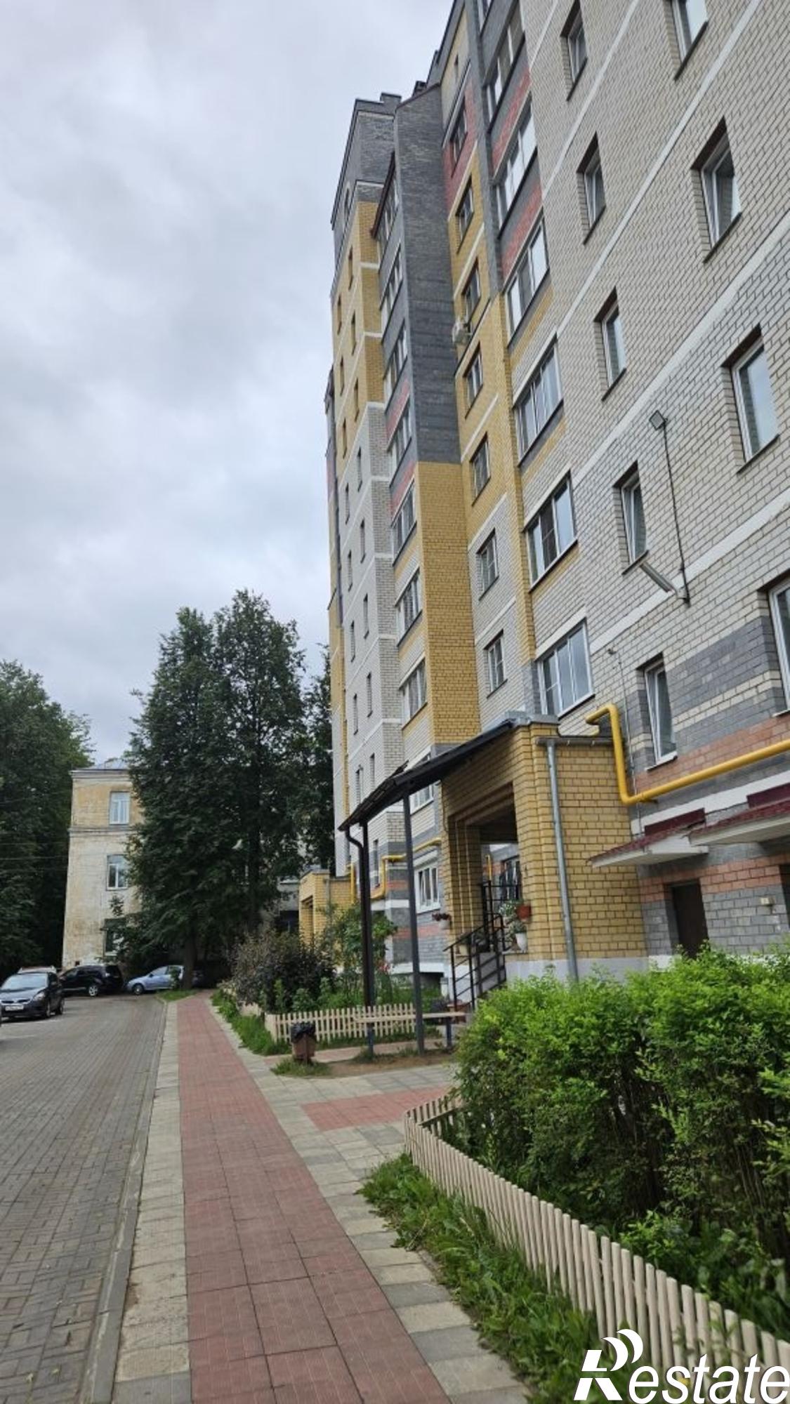Купить квартиру за 6 000 000 рублей на Коммунаров ул, 6