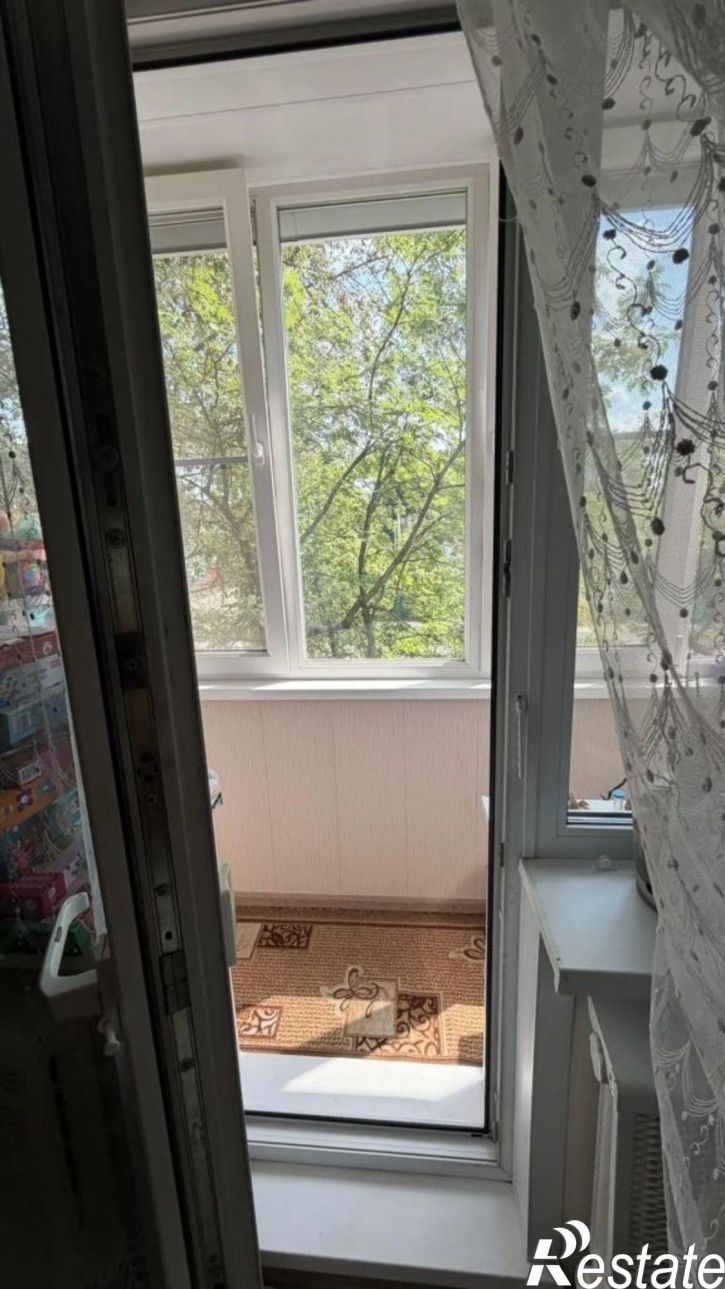 3-комн квартира Димитрова ул, 8