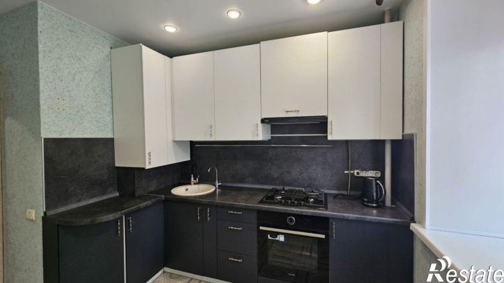 1-комн квартира Коммунаров ул, 6