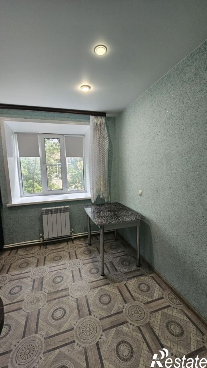1-комн квартира Коммунаров ул, 6