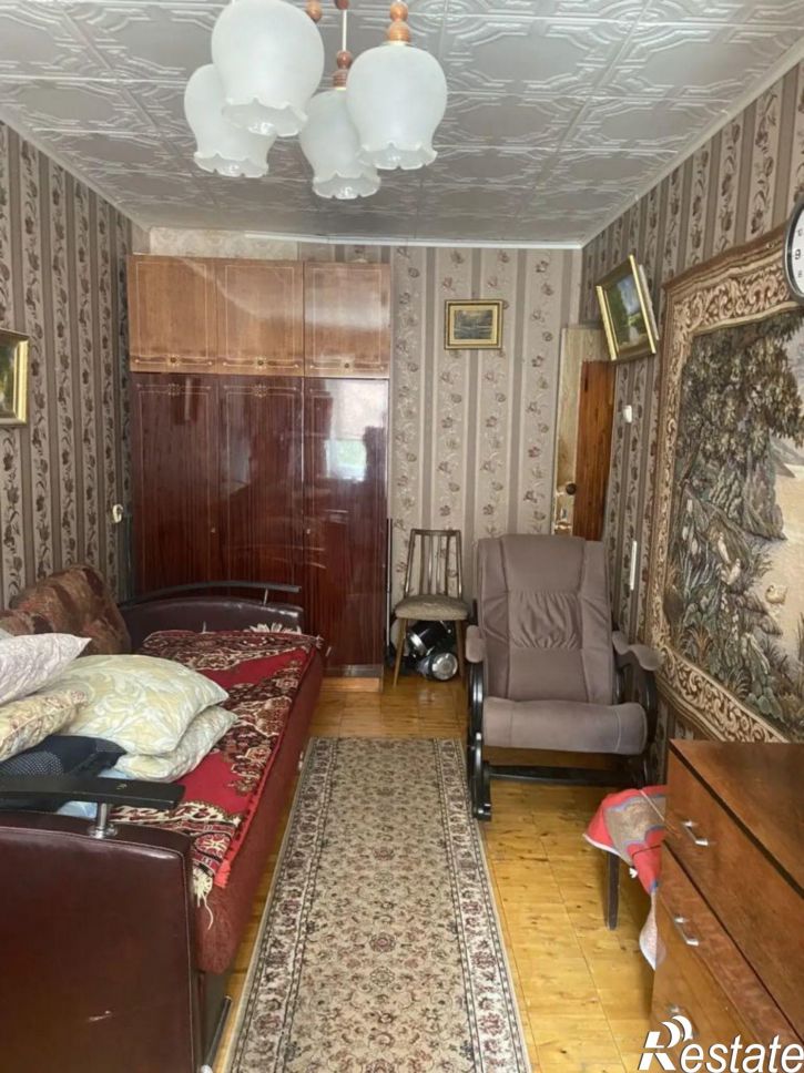 2-комн квартира Сутырина ул, 14
