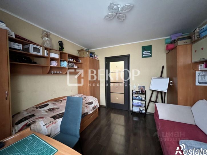 3-комн квартира Рабочий пр-кт, 56,  д. 56