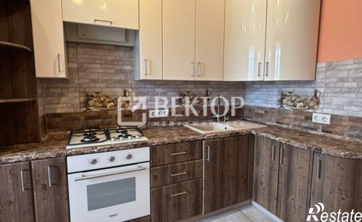2-комн квартира ул Смирнова Юрия, 15а,  д. 15а