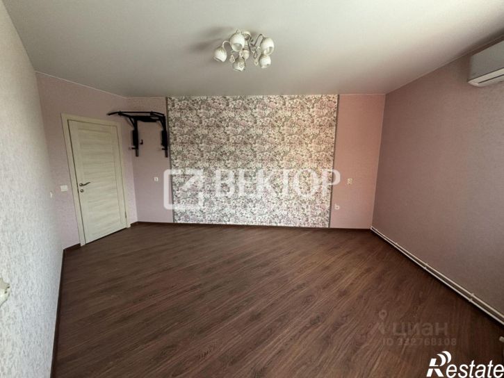 2-комн квартира ул Смирнова Юрия, 15а,  д. 15а