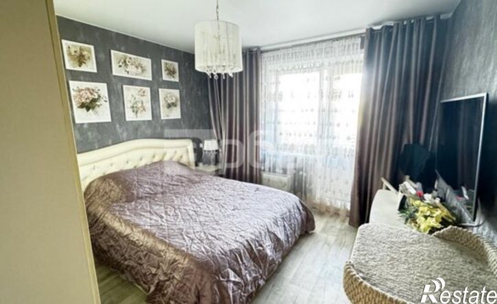 3-комн квартира ул Олега Юрасова, 7,  д. 7