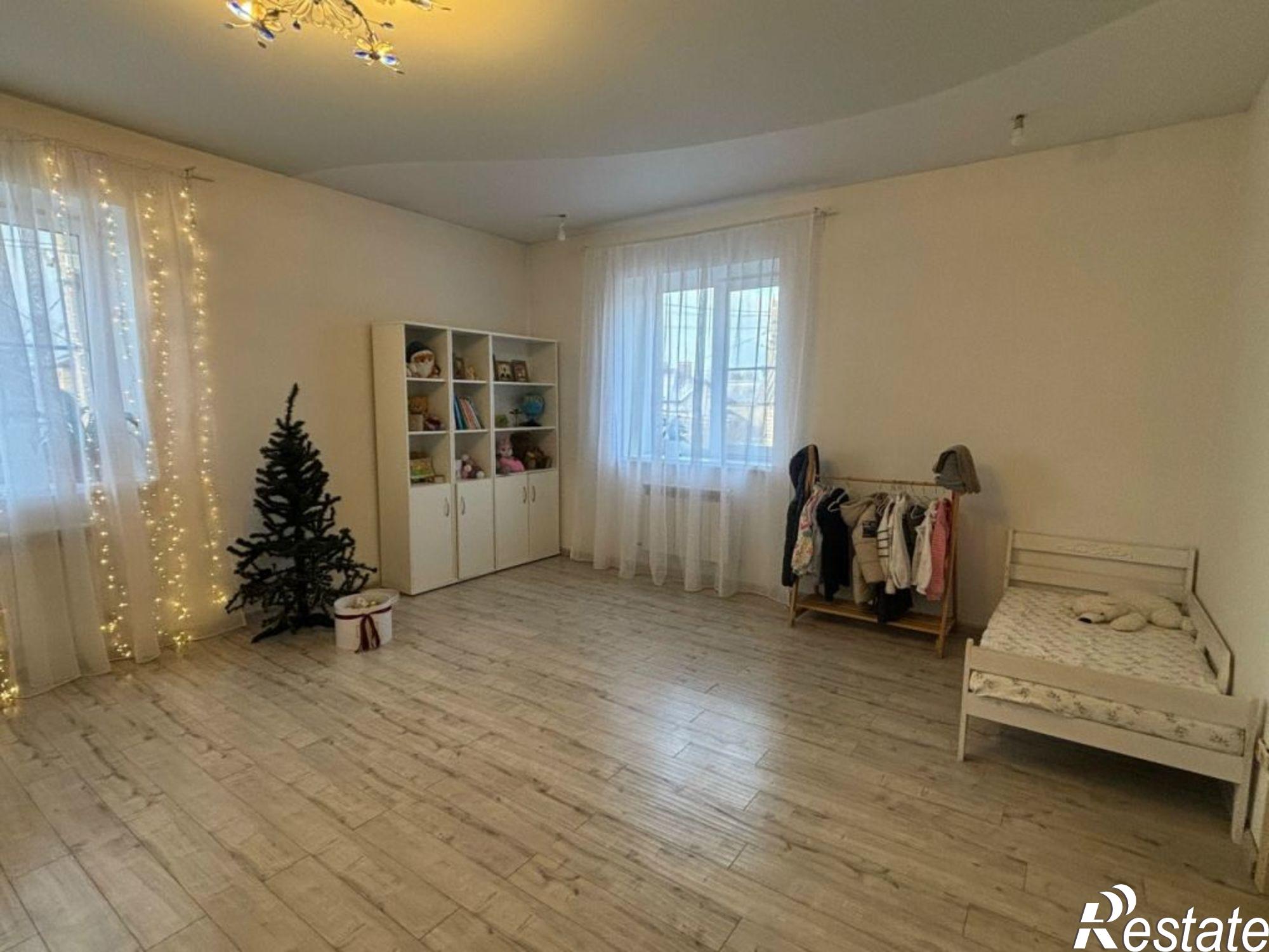Купить дачу, дом, коттедж за 17 500 000 рублей на Бляхина ул