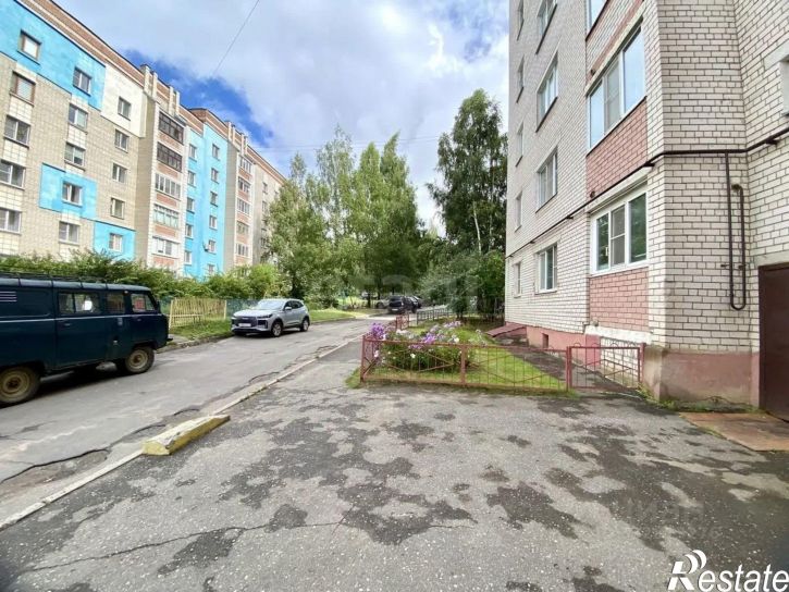 2-комн квартира мкр Паново, 27,  д. 27